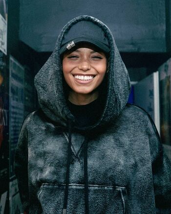 Ella Balinska