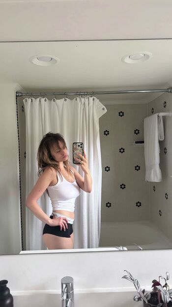 Leaked Ella ballentine private photo viral onlyfans