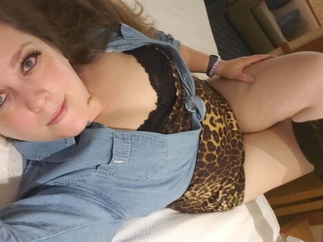 Leaked Ella enamored private photo viral onlyfans