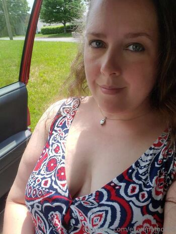 Ella Enamored