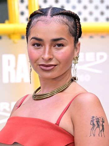 Leaked Ella eyre private photo viral onlyfans