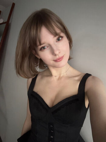 Leaked Ella freya  page private photo viral onlyfans