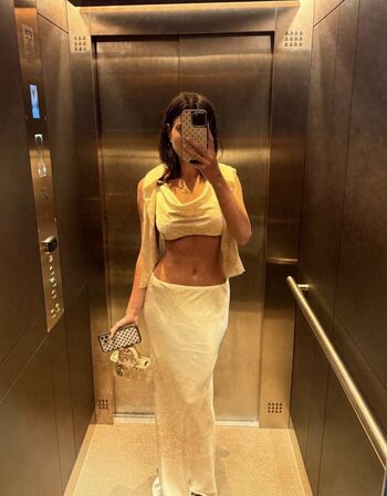 Leaked Ella mendelsohn page private photo viral onlyfans