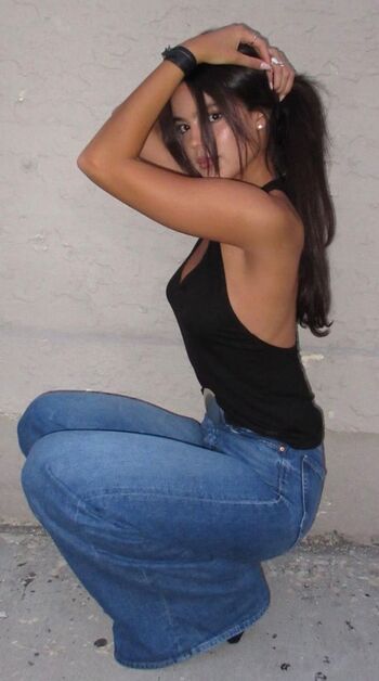 Leaked Ella mendelsohn page private photo viral onlyfans