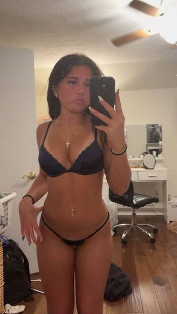 Leaked Ellabk private photo viral onlyfans