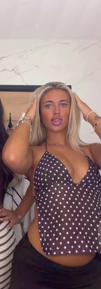 Leaked Ellaxlongg private photo viral onlyfans