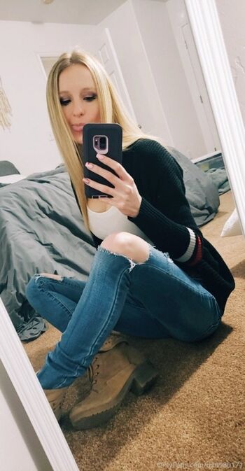 Elle Dainty