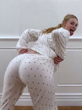 Elle Fanning