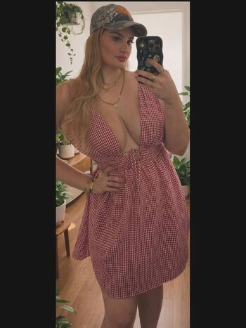 Leaked Elle lindsey private photo viral onlyfans