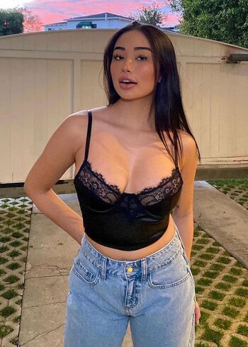 Leaked Elleriemarie private photo viral onlyfans