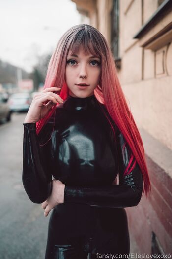 Leaked Elleslove  page private photo viral onlyfans