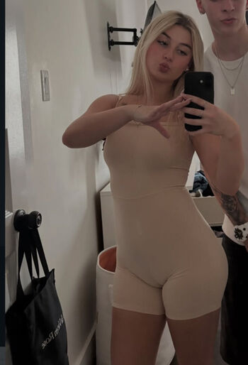Leaked Ellie barton private photo viral onlyfans
