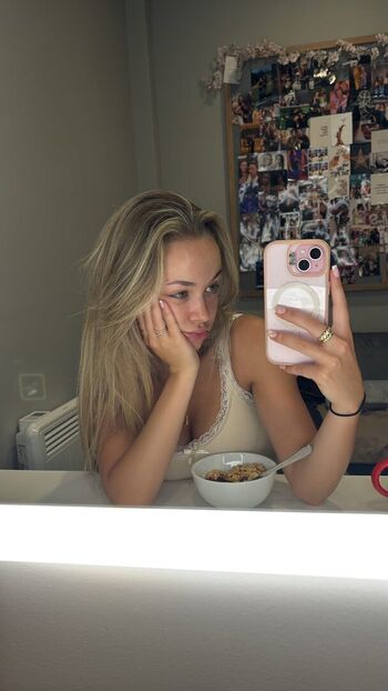 Leaked Ellie dadd private photo viral onlyfans
