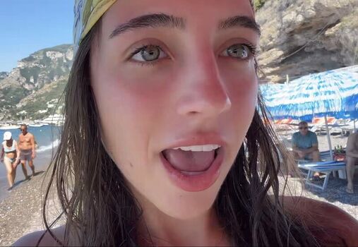Leaked Ellie dobleske private photo viral onlyfans