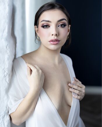 Ellie Jolly
