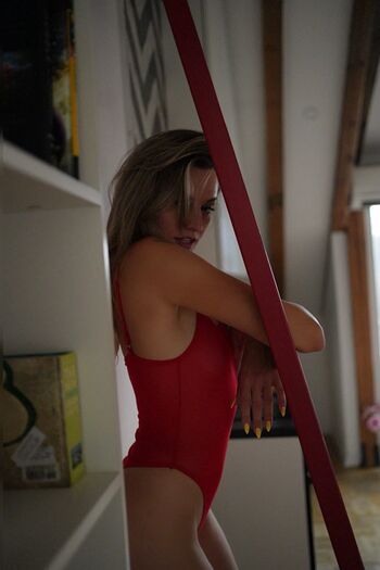 Leaked Ellie land and private photo viral onlyfans
