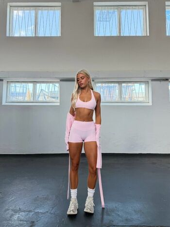 Leaked Ellie maack private photo viral onlyfans