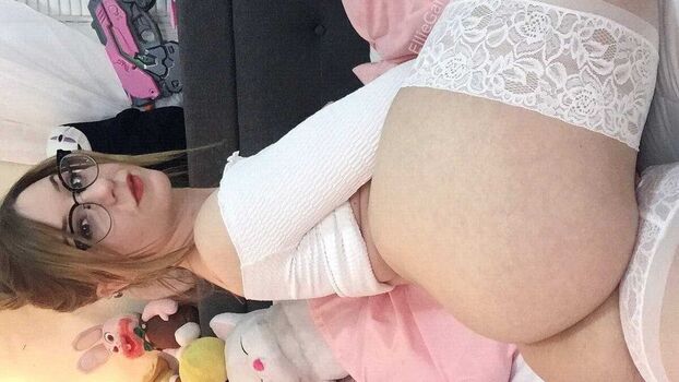 Ellie Moon