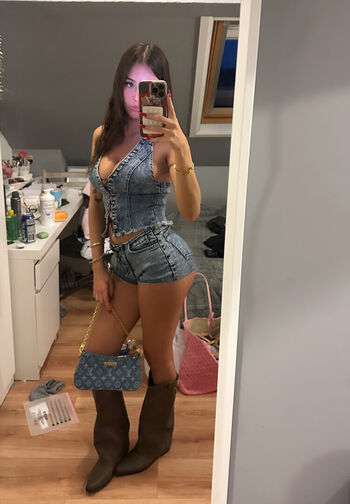 Leaked Ellie rogers private photo viral onlyfans
