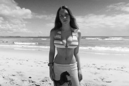 Leaked Ellie warmbrunn private photo viral onlyfans