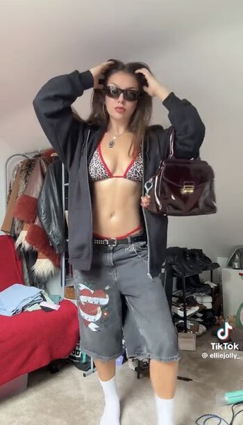 Leaked Elliejolly private photo viral onlyfans
