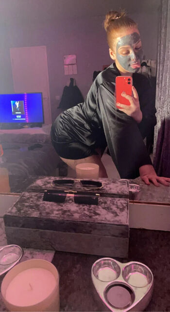 ellielea04