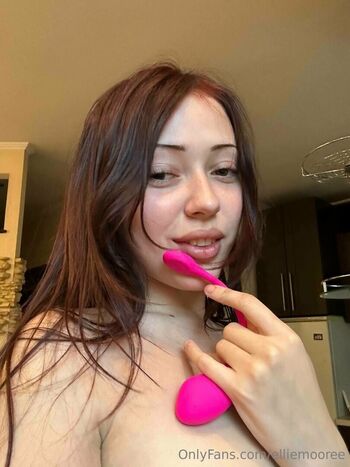 Leaked Elliemooree private photo viral onlyfans