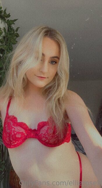 Leaked Ellierosek  page private photo viral onlyfans