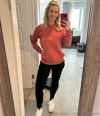 Leaked Ellievip private photo viral onlyfans