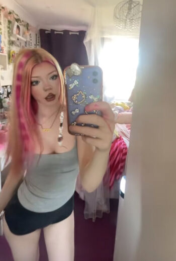 Leaked Ellouise jane mary private photo viral onlyfans