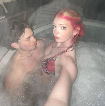 Leaked Ellouise jane mary private photo viral onlyfans