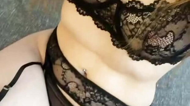EllyNora