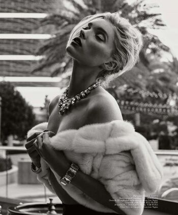 Elsa Hosk