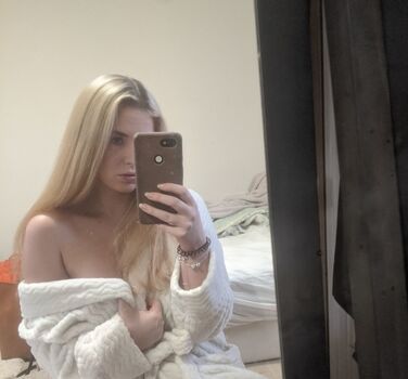 Leaked Elsiekrussell private photo viral onlyfans