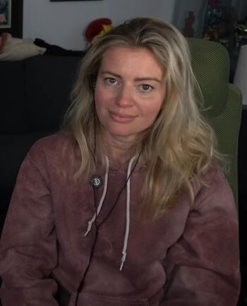 Elyse Willems