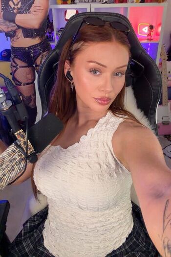 Leaked Elz the witch private photo viral onlyfans