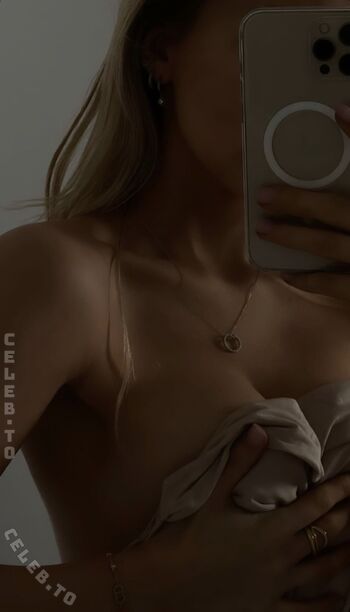 Leaked Ema louise private photo viral onlyfans