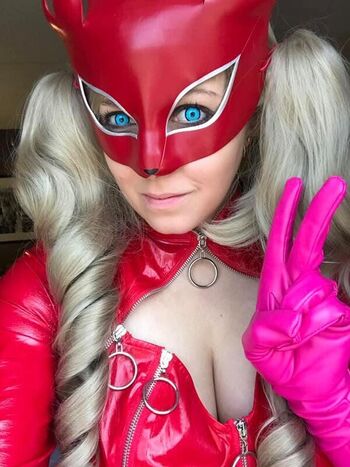 Emcat Cosplay