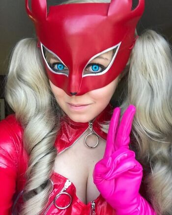 Emcat Cosplay