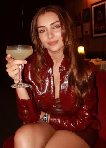 Leaked Emelia hartford page private photo viral onlyfans