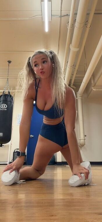 Leaked Emerald gordon wulf page private photo viral onlyfans