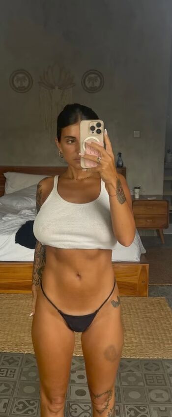 Leaked Emiiby private photo viral onlyfans