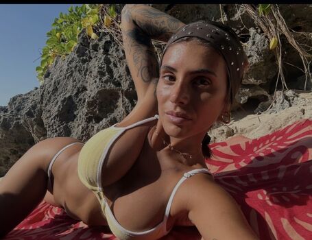 Emiiby