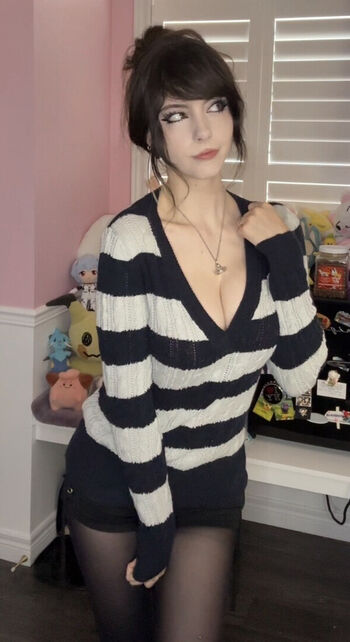 Leaked Emiki private photo viral onlyfans