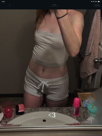 Leaked Emilee brown private photo viral onlyfans