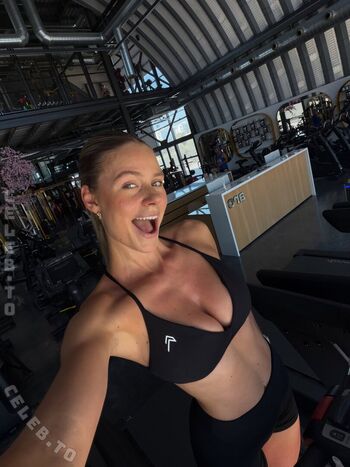 Leaked Emilia bte private photo viral onlyfans