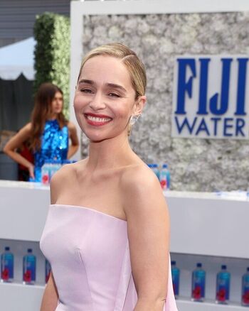 Leaked Emilia clarke page private photo viral onlyfans