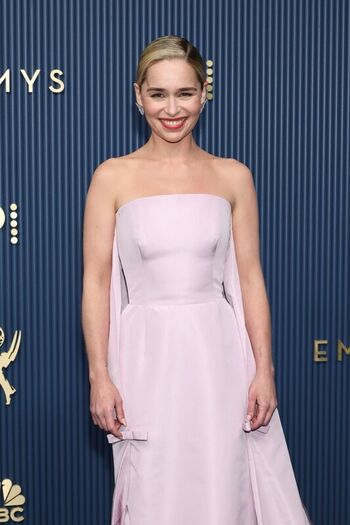 Leaked Emilia clarke page private photo viral onlyfans