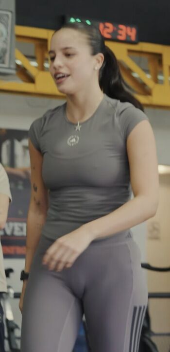 Leaked Emilia mernes page private photo viral onlyfans