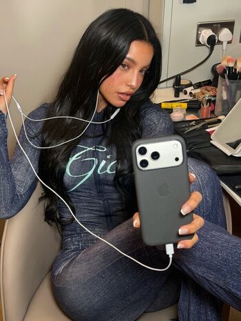 Leaked Emilia mernes private photo viral onlyfans